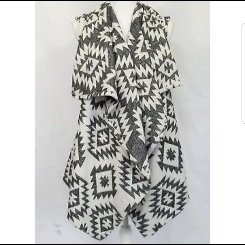 Anthropologie Black & White Tribal Vest Jacket
